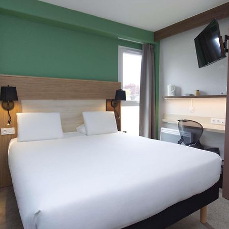 Greet Hotel Dijon Sud Longvic Екстер'єр фото