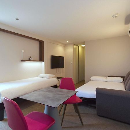 Greet Hotel Dijon Sud Longvic Екстер'єр фото