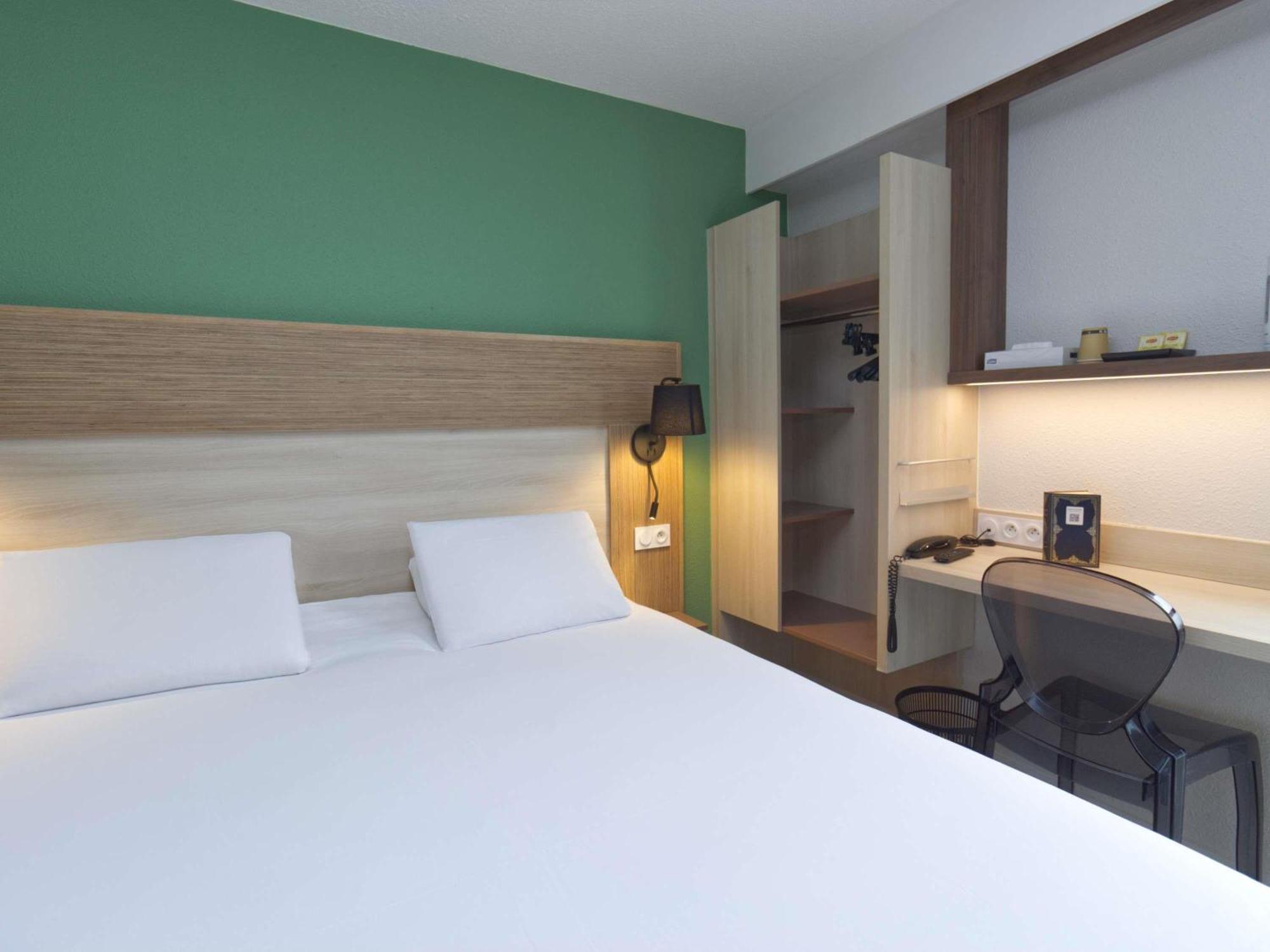 Greet Hotel Dijon Sud Longvic Екстер'єр фото