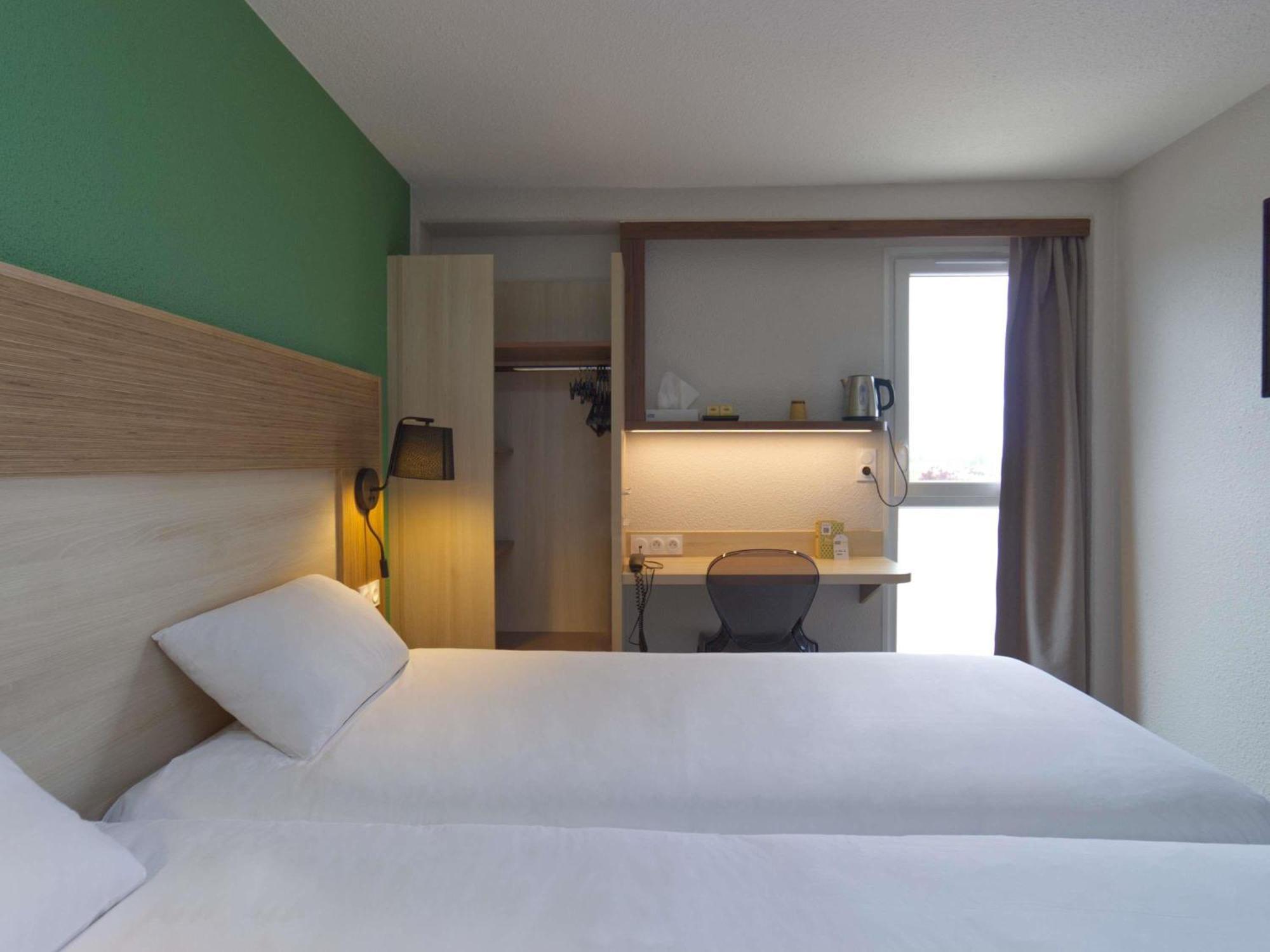 Greet Hotel Dijon Sud Longvic Екстер'єр фото
